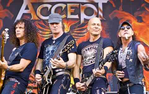 Фотография Accept