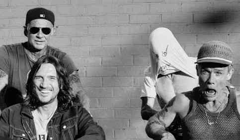 Фотография Red Hot Chili Peppers (RHCP)