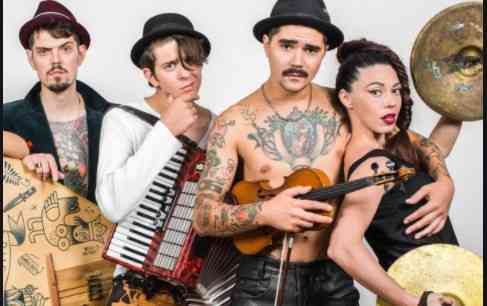 Фотография The Hatters Фотография The Hatters
